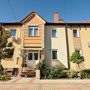 Bellavista 1 Eger
